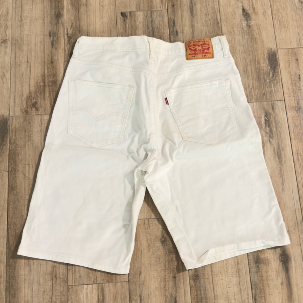 Levi's White Jean Shorts for Men - Picture 2 of 3